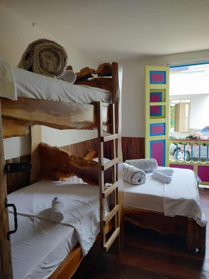 Hostal Casa Madrigal *