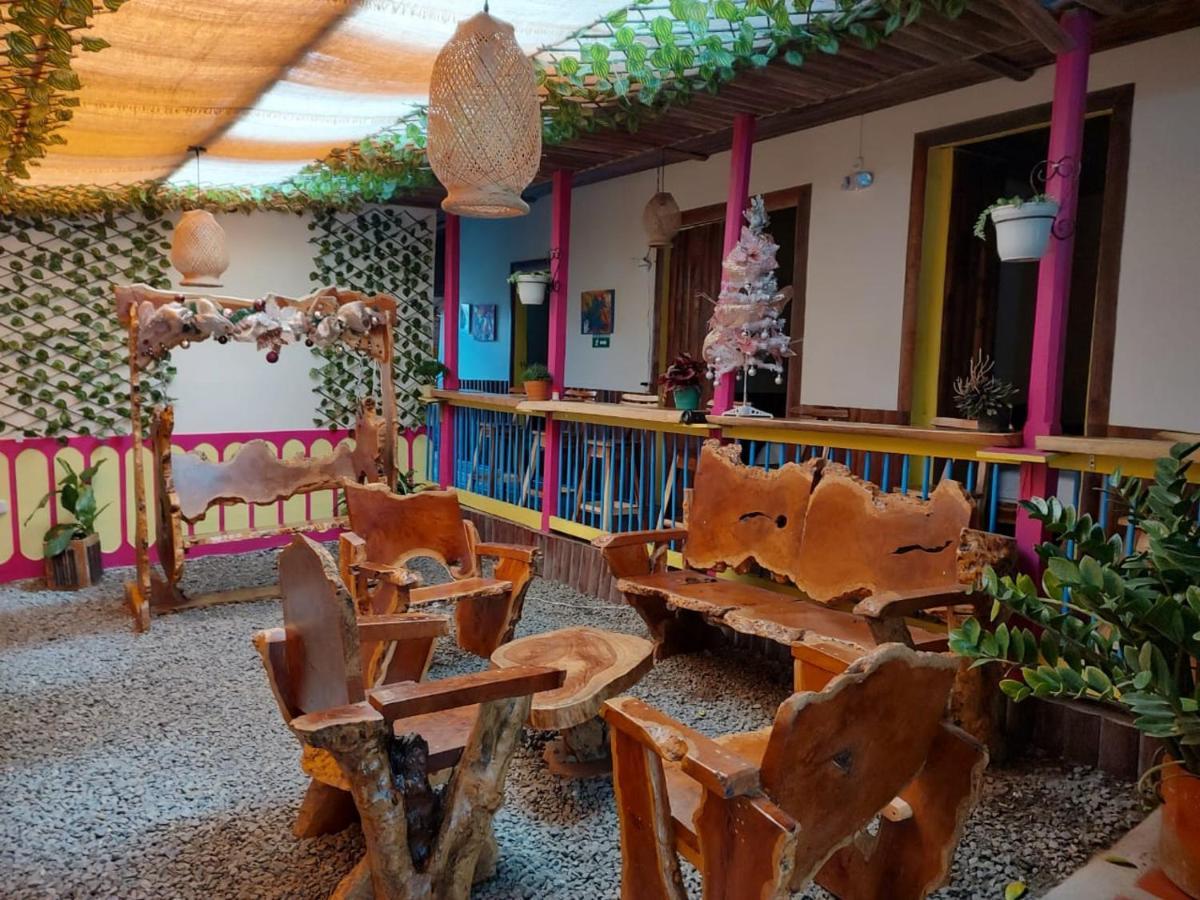 Hostal Casa Madrigal *