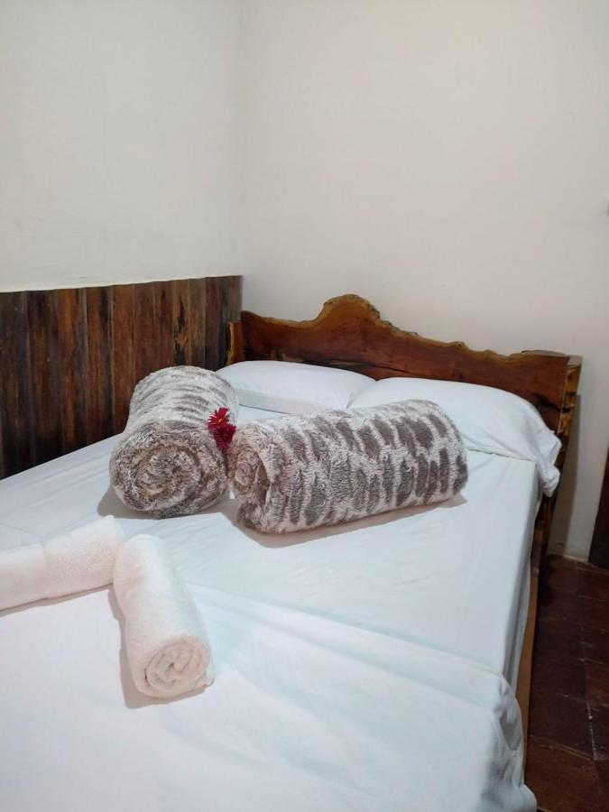 Hostal Casa Madrigal *